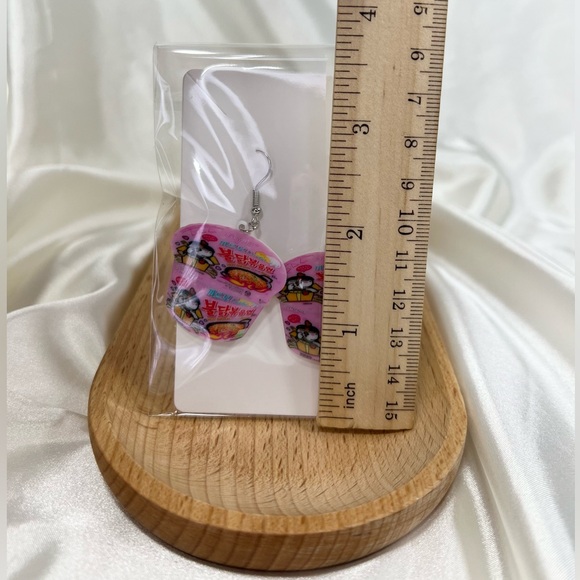 Noodle Cup Earrings - Picture 2 of 2